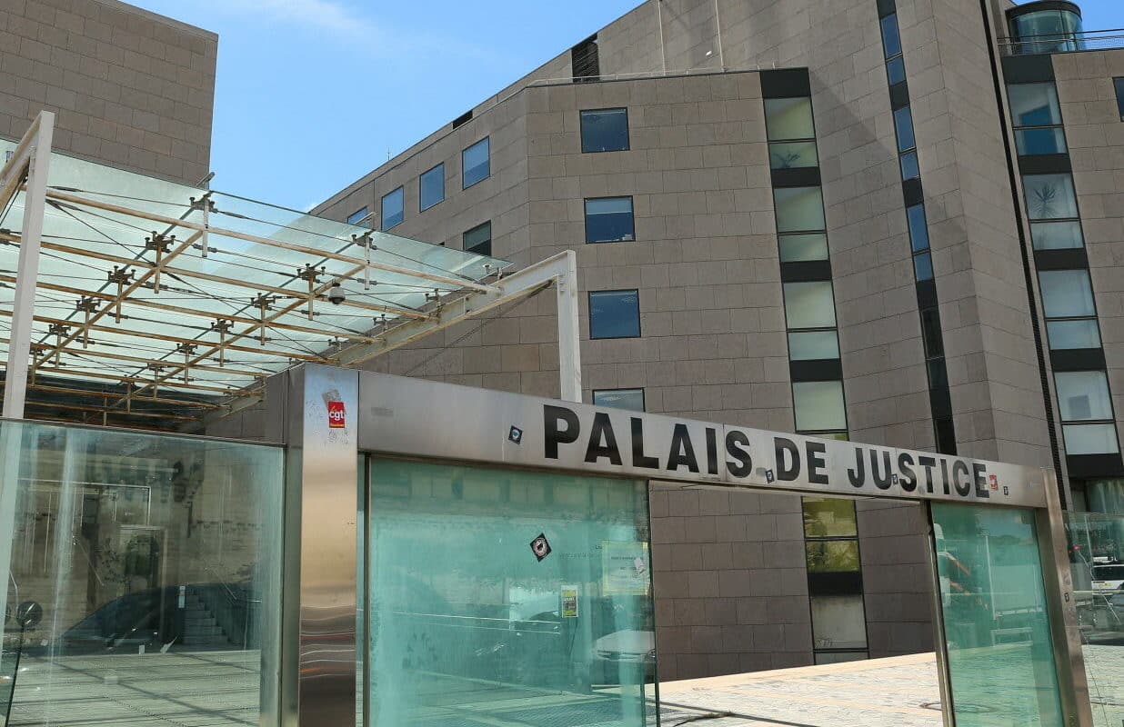 Tribunal